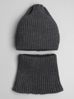Шапка для мальчика со снудом осенняя