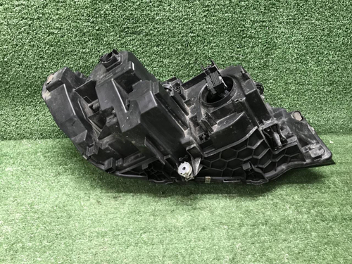 Фара левая BMW 3er G20 (2018-2022) LED
