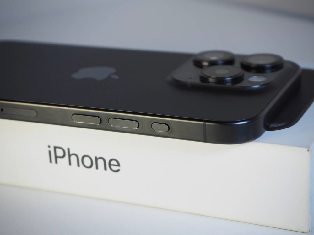 iPhone 15 Pro 256 ГБ Black Titanium б/у