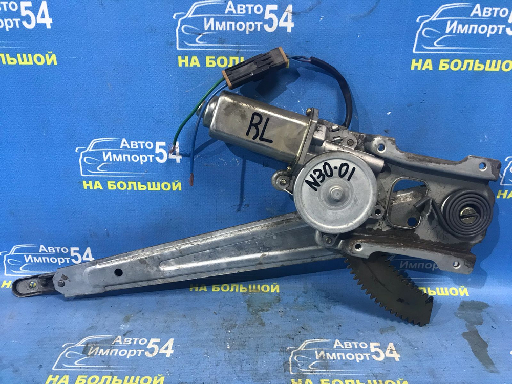 Стеклоподъемник задний левый NISSAN R'NESSA 1997-2001