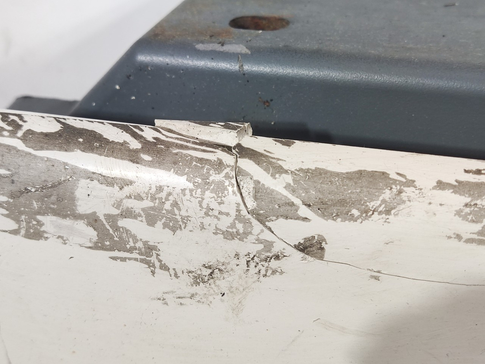 Продолжение крыла правого