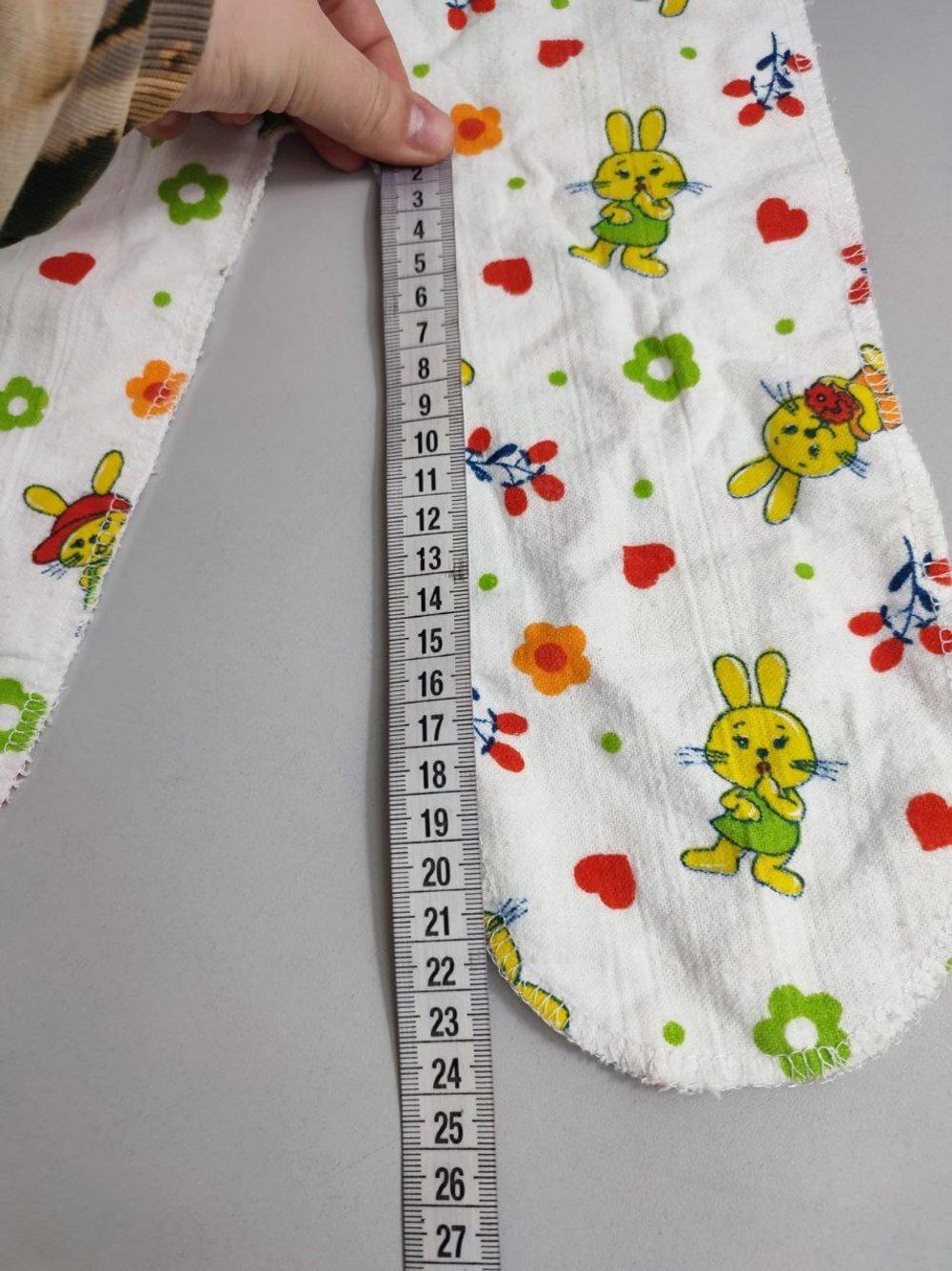 Ползунки с зайками на 3-6 месяцев