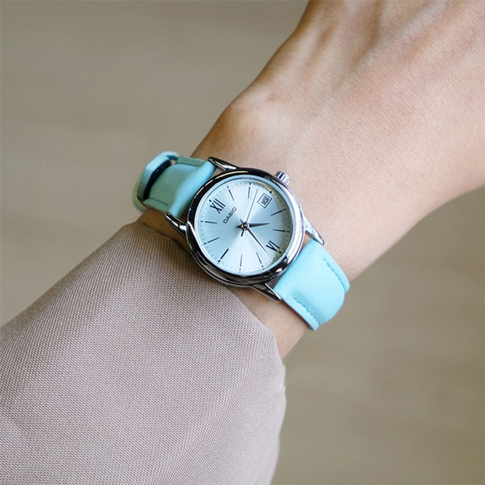 Женские наручные часы Casio LTP-V002L-2B3