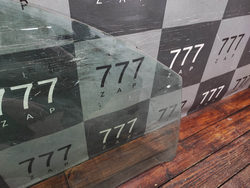 Стекло двери передней правой Renault Kaptur 16-22 Б/У Оригинал 803001742R