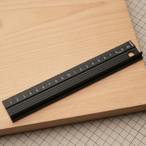 Линейка 20 см с противоскользящим покрытием