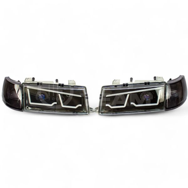 Фары ВАЗ 2110, 2111, 2112 передние в стиле BMW с Bi LED модулями 1,8 дюйма, белые галочки (тонированные поворотники)