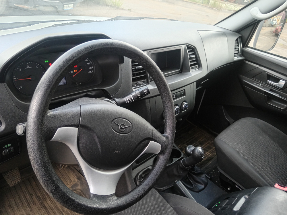 UAZ Profi 236022-04 (Изотермический, Бензин, 2,7 л, 150 л.с.)