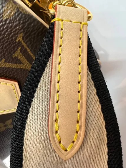 Сумка Louis Vuitton Speedy с плечевым ремнем Monogram
