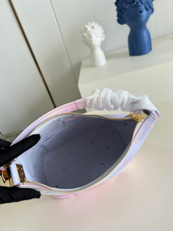 Louis Vuitton Marshmallow PM