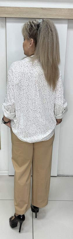 Светлый блузон-рубашка