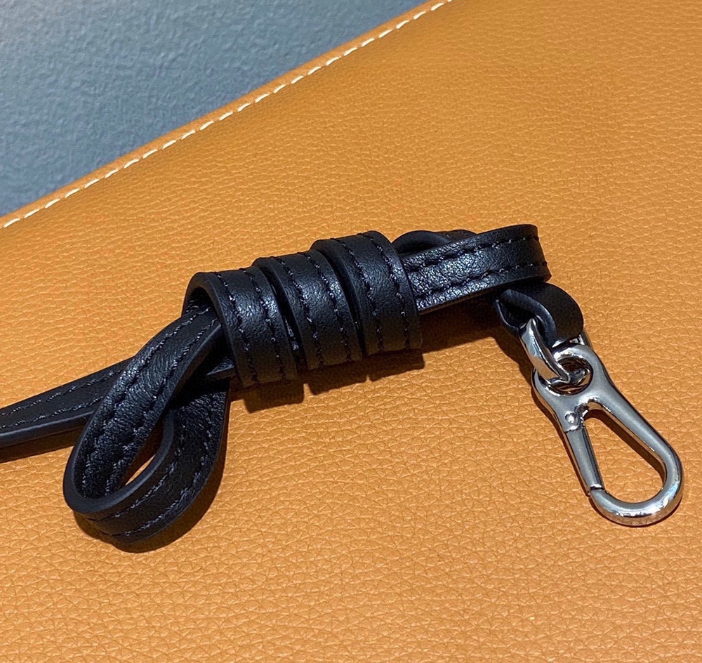 Loewe Puzzle 18 cm
