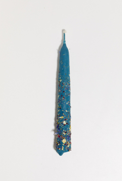 Набор из трёх любых свечей среднего размера