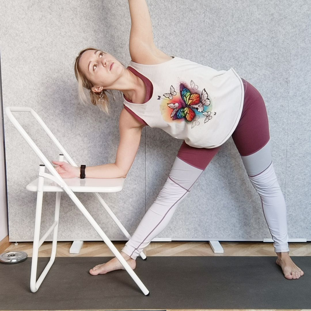 Стул для занятий йогой разной высоты