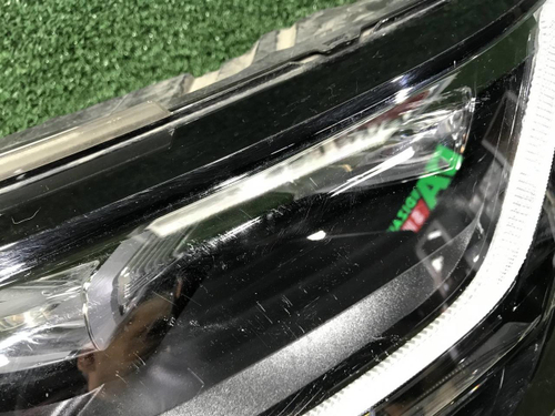 Фара левая Range Rover Velar (2017-2023) LED