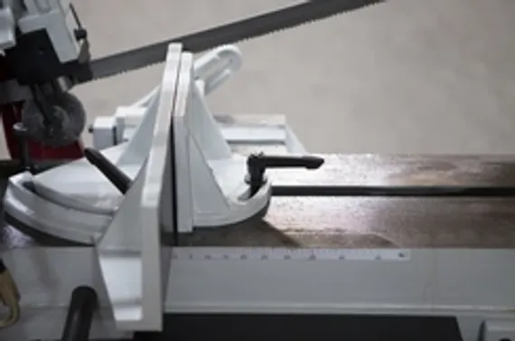 Ленточнопильный станок с гидрозагрузкой Stalex BS-170G