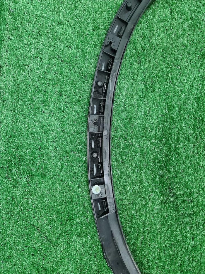 Расширитель передний RH BMW X5 G05 18-нв M-paket