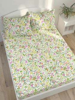 Постельное белье Сказка "Полевые цветы" 1,5-сп   наволочка 50х70 1шт Простынь на резинке 90х200 см  Пододеяльник 145х215 см