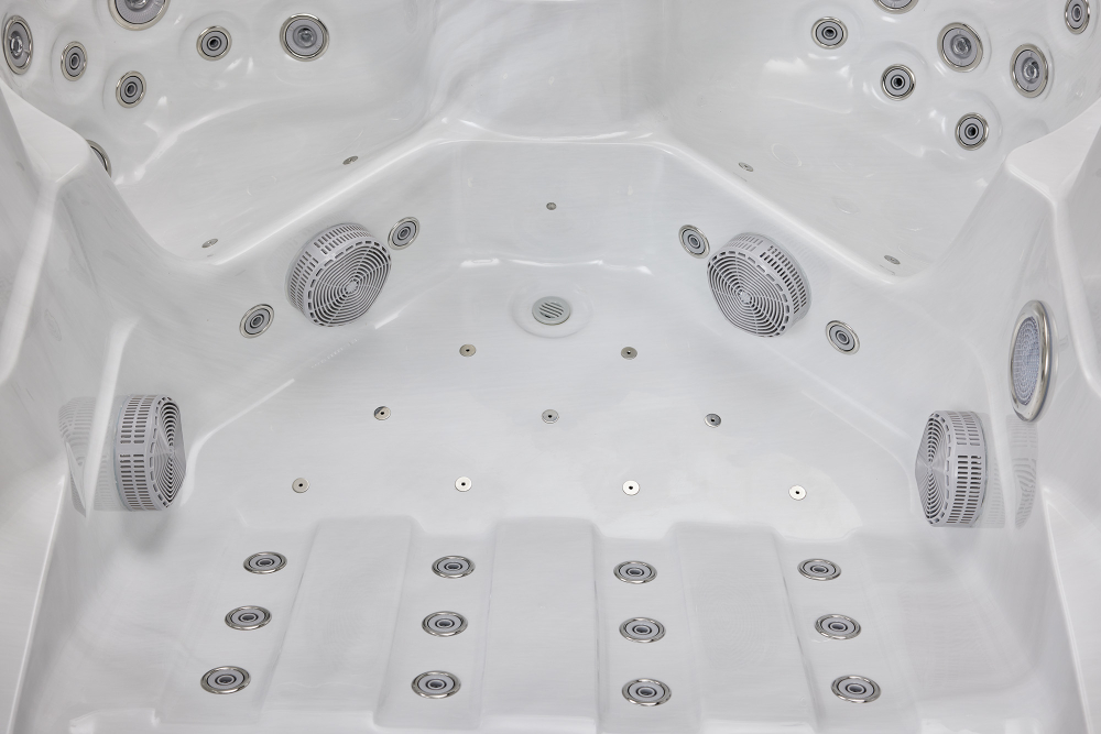 Вместительный гидромассажный спа-бассейн Victoria Star VS-402L