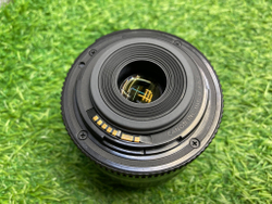 Canon 1000D kit 18-55mm 3.5-5.6 II (30.000 кадров)