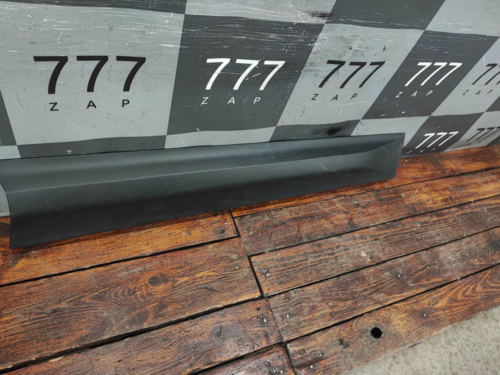 Накладка двери передней правой Skoda Kodiaq 16-нв Б/У Оригинал 565854940