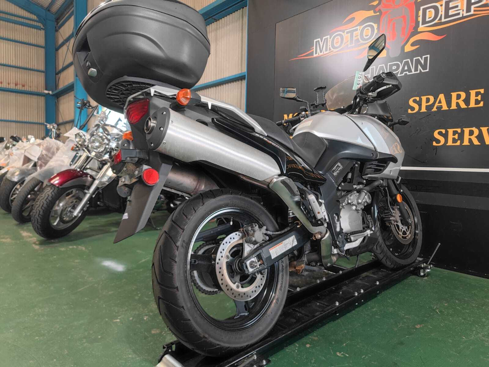 Suzuki V-Strom DL1000 2005