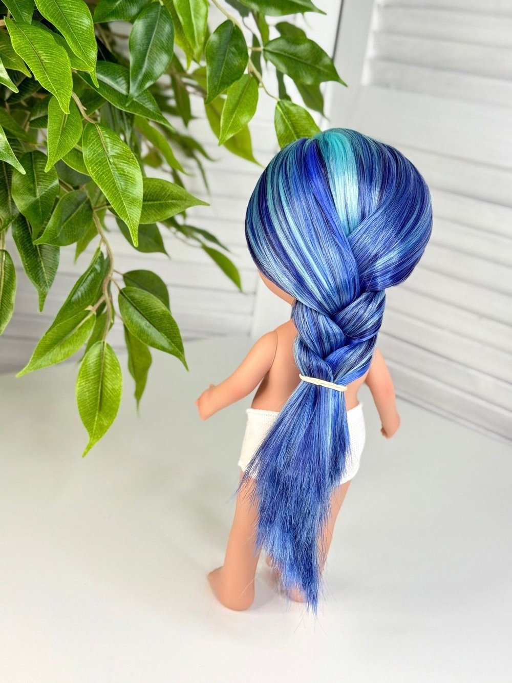 Кукла Nines виниловая 30см MIA без одежды (3000W15A2)