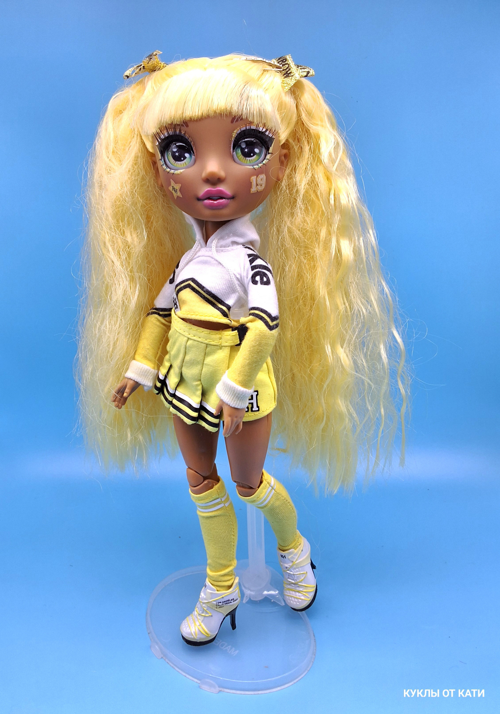 Кукла Rainbow High Cheer Sunny Madison
