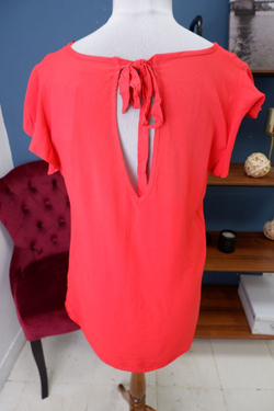 Футболка Yessica яркая 50 размер