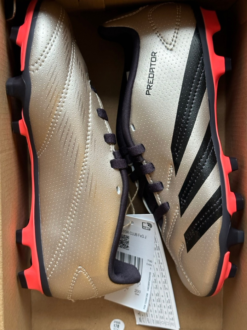 Бутсы adidas Predator Club FxG Junior - серый