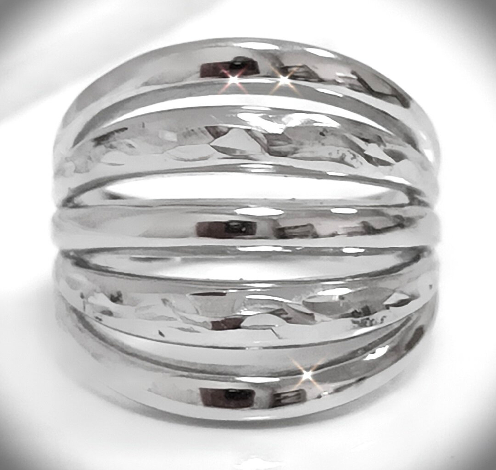 Кольцо Эстерелла