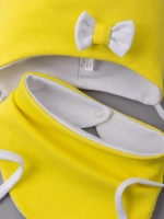 Шапка для девочки с ушками осенняя и снуд