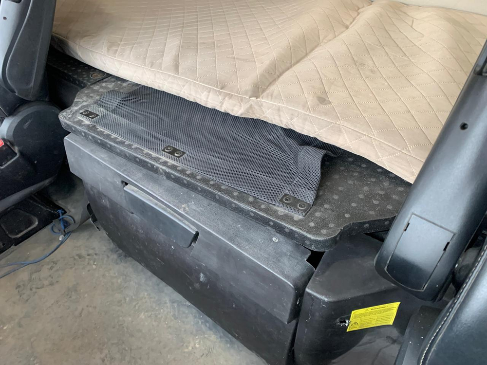 Shacman (Shaanxi) SX* 4x2 Седельный тягач SX4188YY381 (Дизельный, 12,5 л, 473 л.с., МТ)