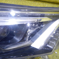 Фара правая Toyota RAV4 4 CA40 (2015-2019) LED