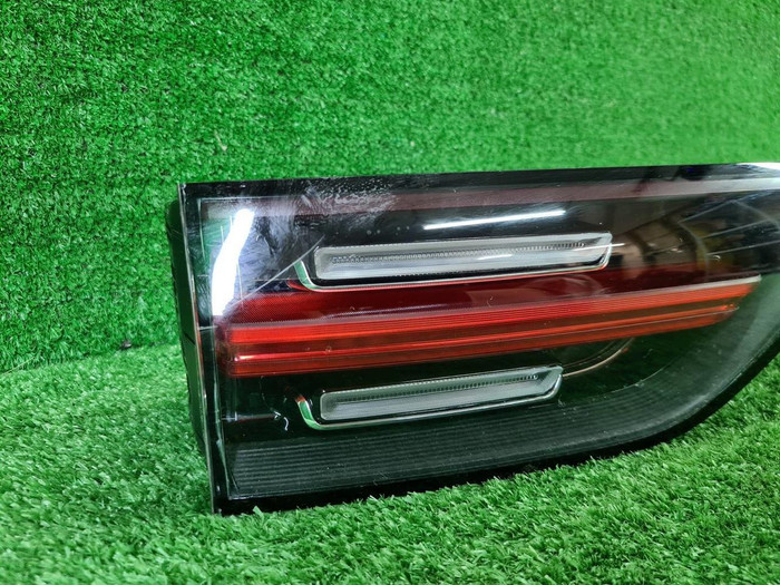 Фонарь крышки багажника Porsche Cayenne 3 (17-23)