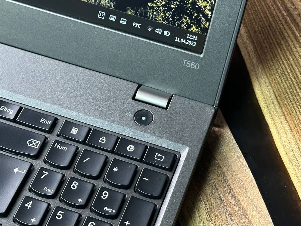 15.6" Ноутбук Lenovo ThinkPad T560 (1920x1080, Intel Core i5-6300U, RAM 8ГБ,SSD 256ГБ, Intel HD Graphics 520, Win 10Pro)