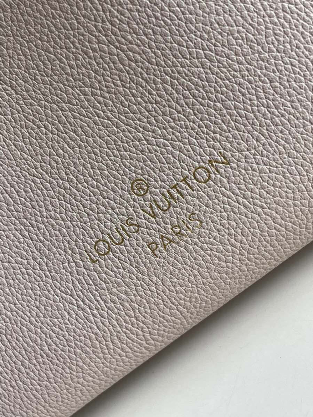 Louis Vuitton On My Side PM