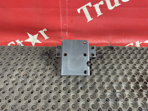 Кронштейн осушителя воздуха