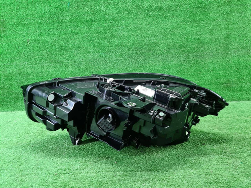 Фара правая BMW 2er F44 (2019-н.в.) LED