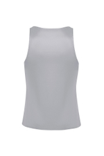 Шелковый топ с глубоким вырезом