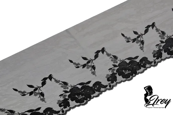 05-151 Вышивка на неэл. сетке 23 см, черный (левая)