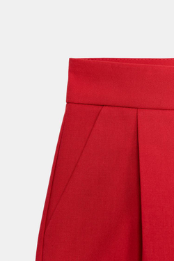 ZARA ШОРТЫ С ЗАЩИПАМИ, КРАСНЫЙ