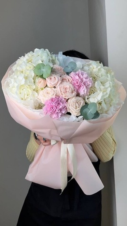 Нежный букет цветов