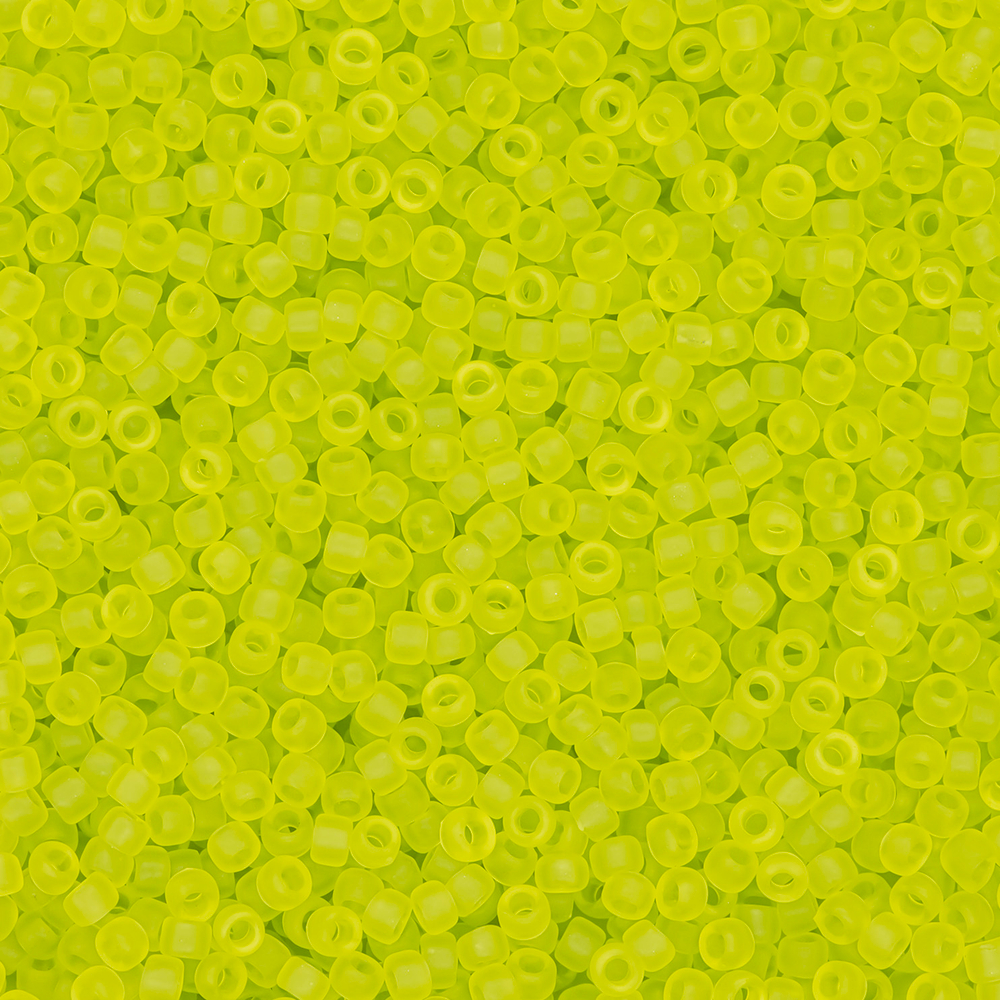 Японский бисер TOHO Round 15/0 (№4F), прозрачный матовый