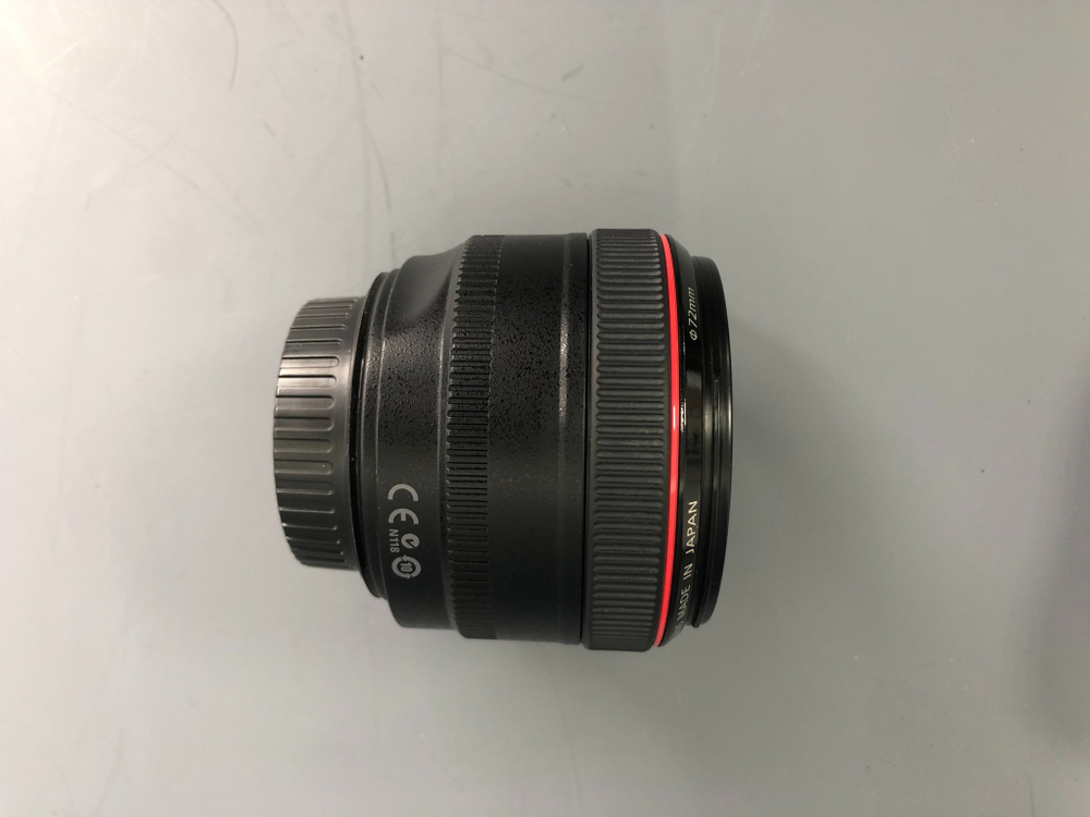 Canon EF 50mm 1.2L USM