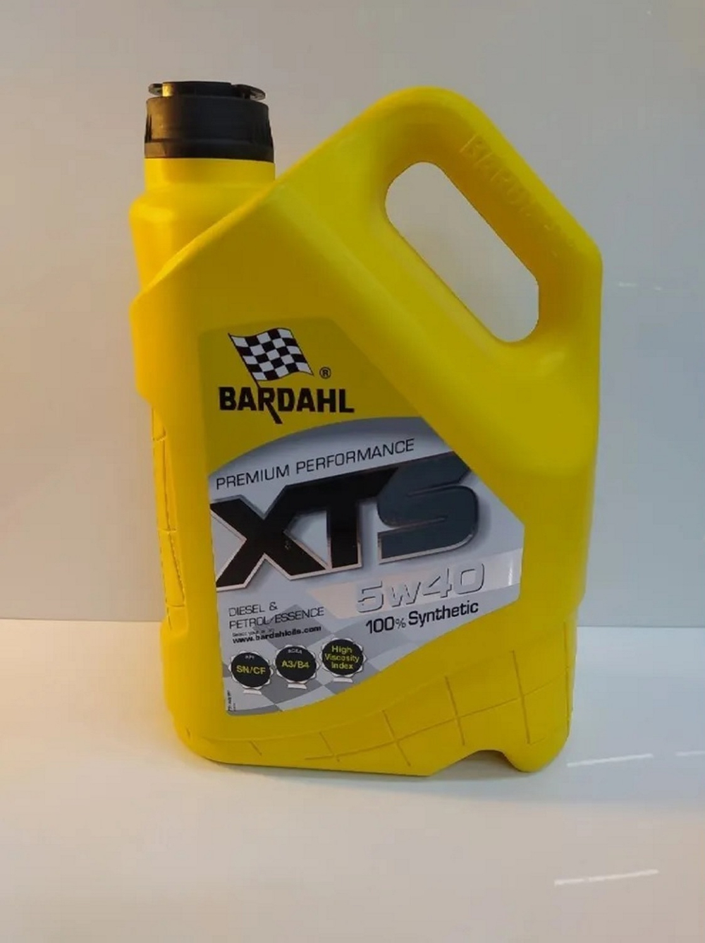 Масло моторное синтетическое 36893 BARDAHL XTS 5W-40 (5л)