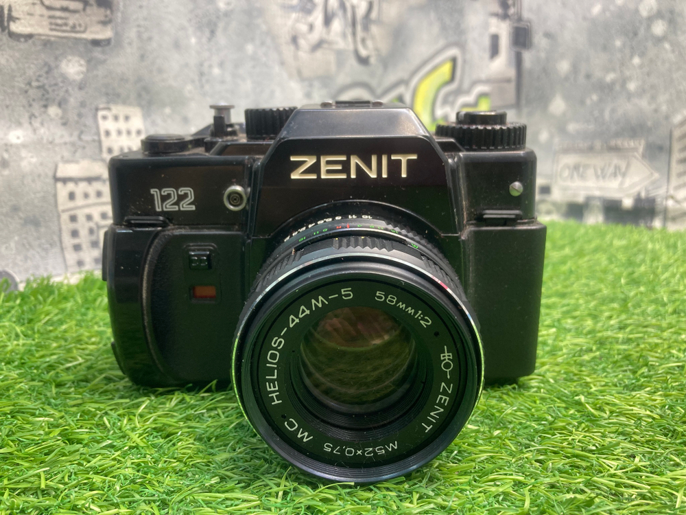 Фотоаппарат Зенит 122 + MC Гелиос-44M-5