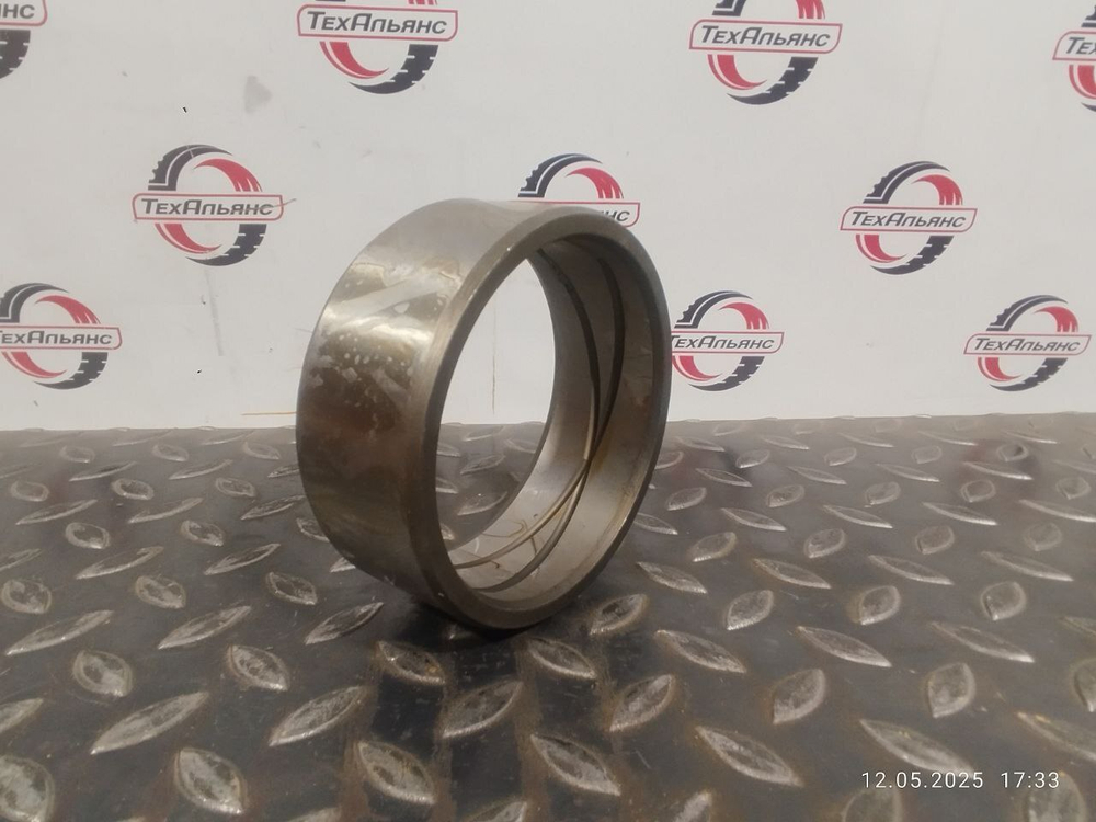 Втулка 4355875