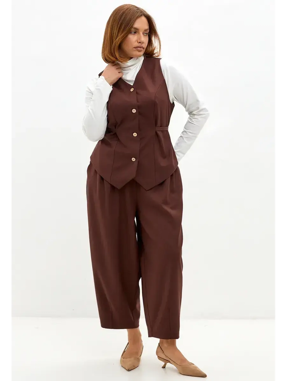 Брюки бананы классические коричневый