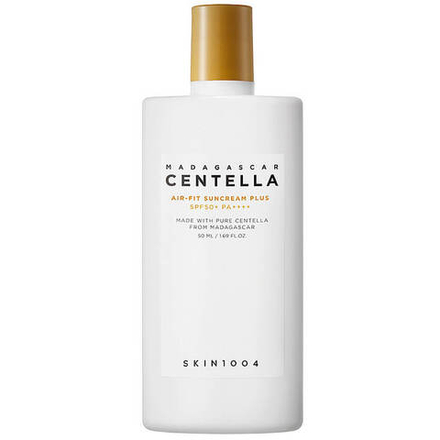 SKIN1004 Лёгкий солнцезащитный крем Madagascar Centella Air-Fit Suncream Plus SPF50+ PA++++