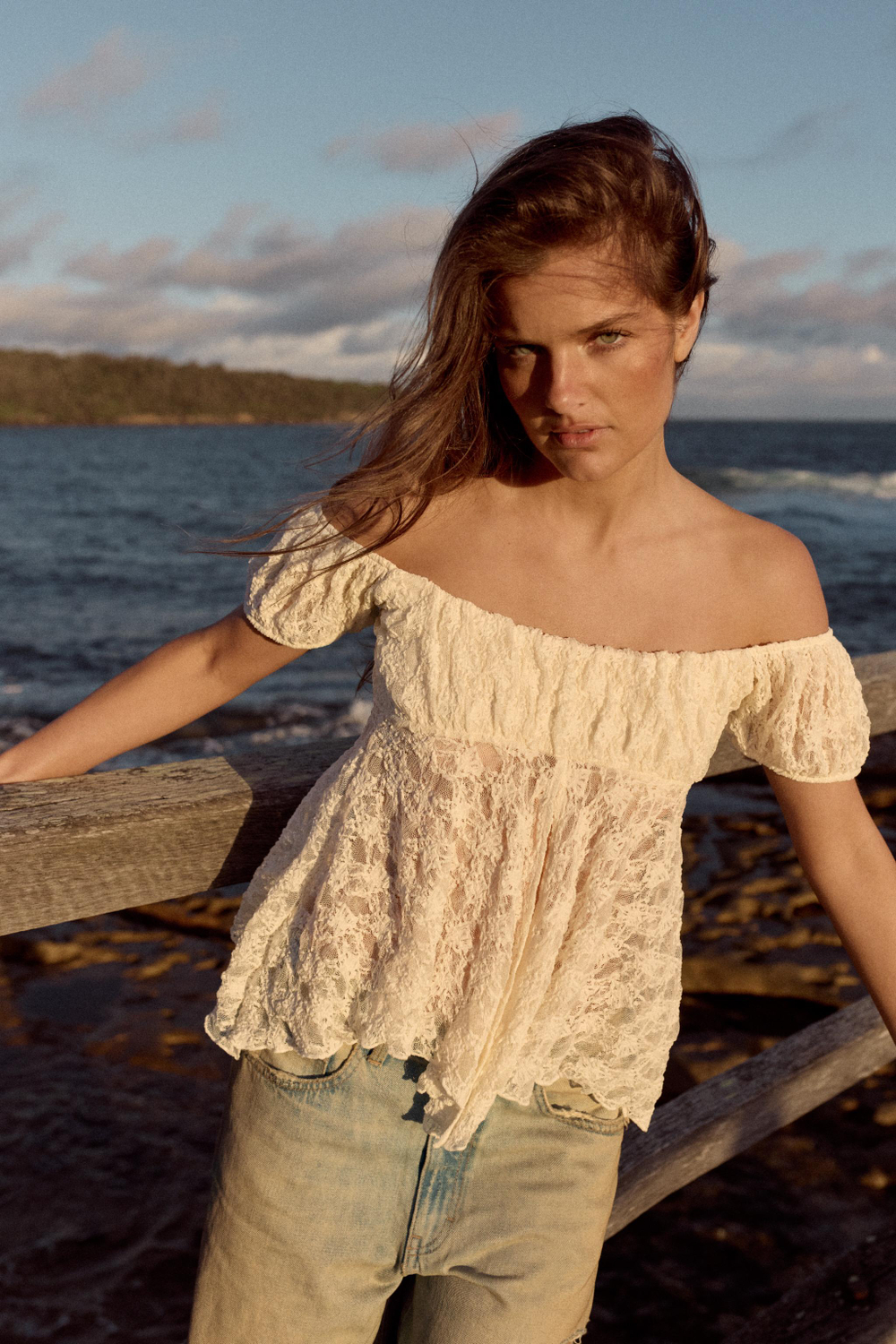 ZARA РОМАНТИЧНЫЙ КРУЖЕВНОЙ ТОП, ЭКРЮ